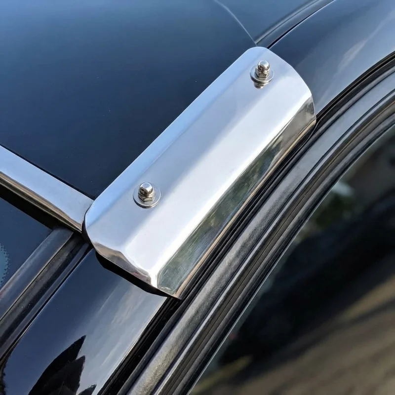 MG HS Sunvisor Mounting Bracket Kit (2020 - 2022) - 1