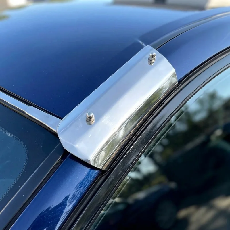 Mitsubishi Endeavor Sunvisor Mounting Bracket Kit (2004 - 2011) - 1