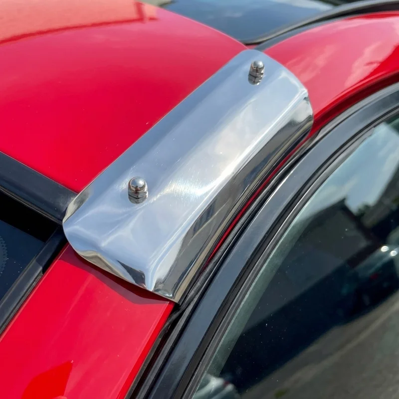 Mitsubishi Fuso Canter FE160 Sunvisor Mounting Bracket Kit (2012 - 2020) - 1