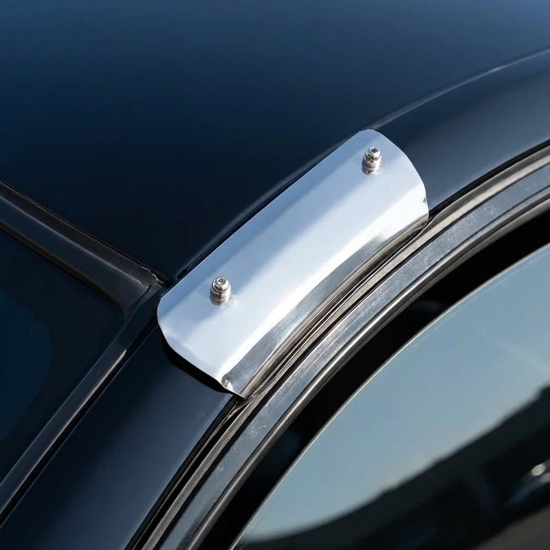 Mitsubishi Fuso Canter FE180 Sunvisor Mounting Bracket Kit (2012 - 2020) - 1