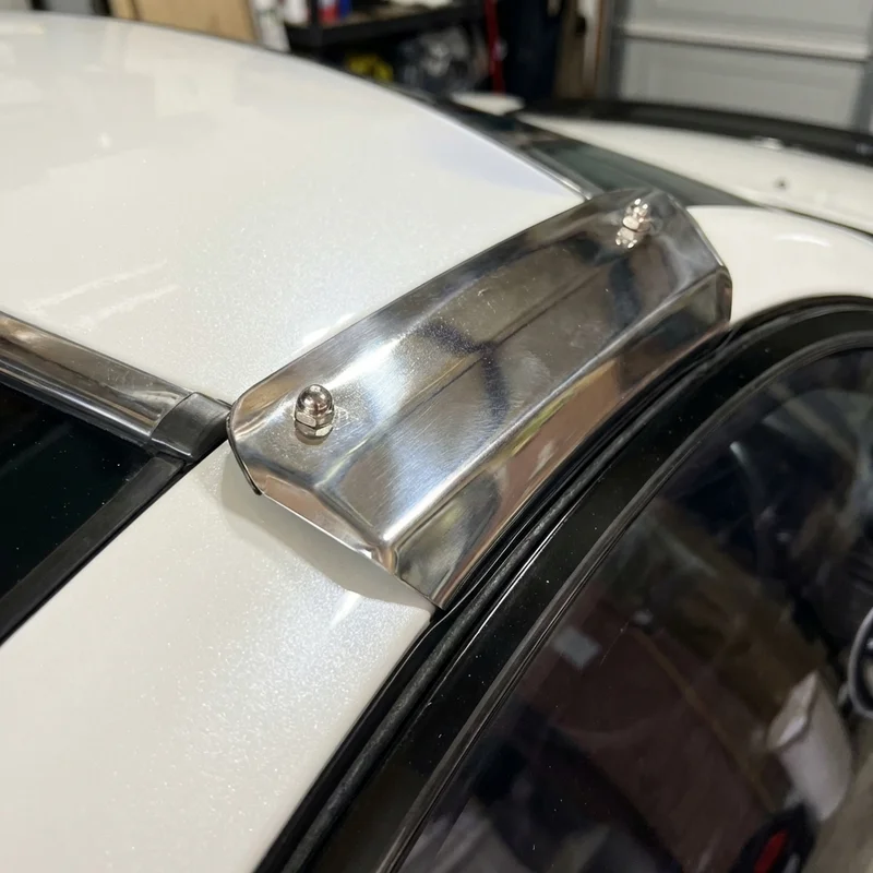 Mitsubishi Fuso FE125 Sunvisor Mounting Bracket Kit (2008 - 2011) - 1