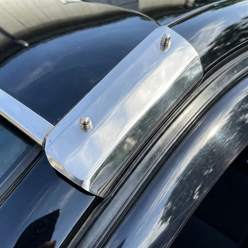 Mitsubishi Fuso FE140 Sunvisor Mounting Bracket Kit (2006 - 2007) - 1