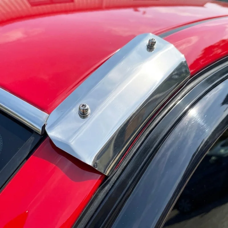 Mitsubishi Fuso FE145 Sunvisor Mounting Bracket Kit (2005 - 2011) - 1