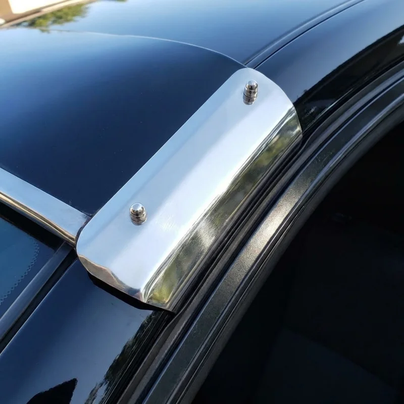 Mitsubishi Fuso FE145CC Sunvisor Mounting Bracket Kit (2005 - 2011) - 1