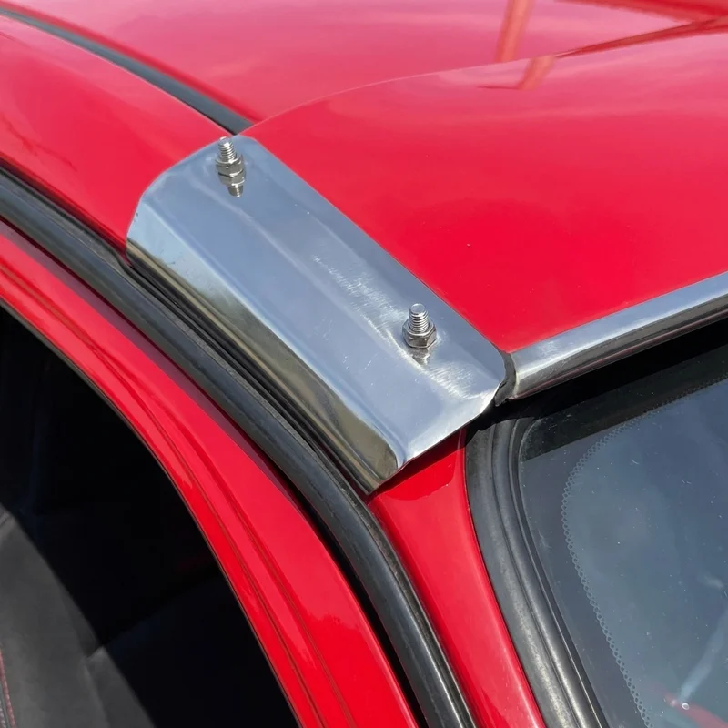 Mitsubishi Fuso FM330 Sunvisor Mounting Bracket Kit (2008 - 2011) - 1