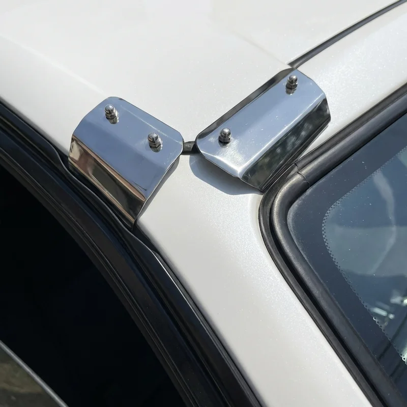 Mitsubishi Outlander Sunvisor Mounting Bracket Kit (2003 - 2025) - 1