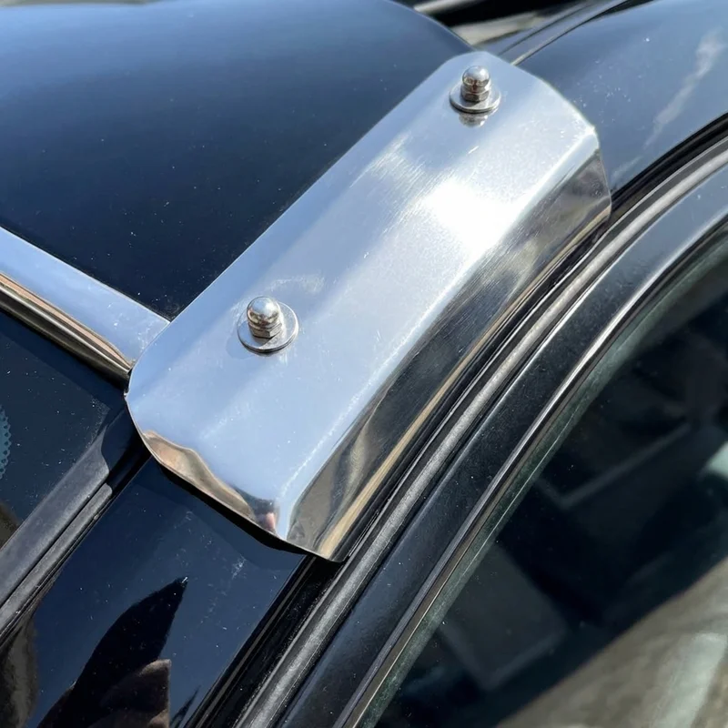 Mitsubishi Outlander PHEV Sunvisor Mounting Bracket Kit (2018 - 2025) - 1