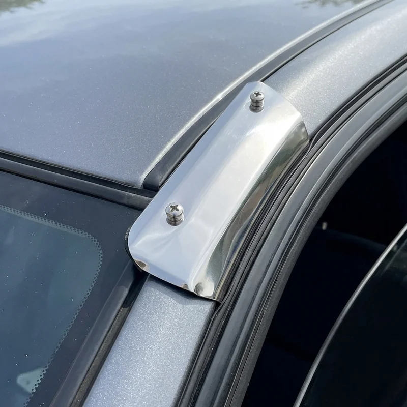 Nissan 610 Sunvisor Mounting Bracket Kit (1973 - 1976) - 1