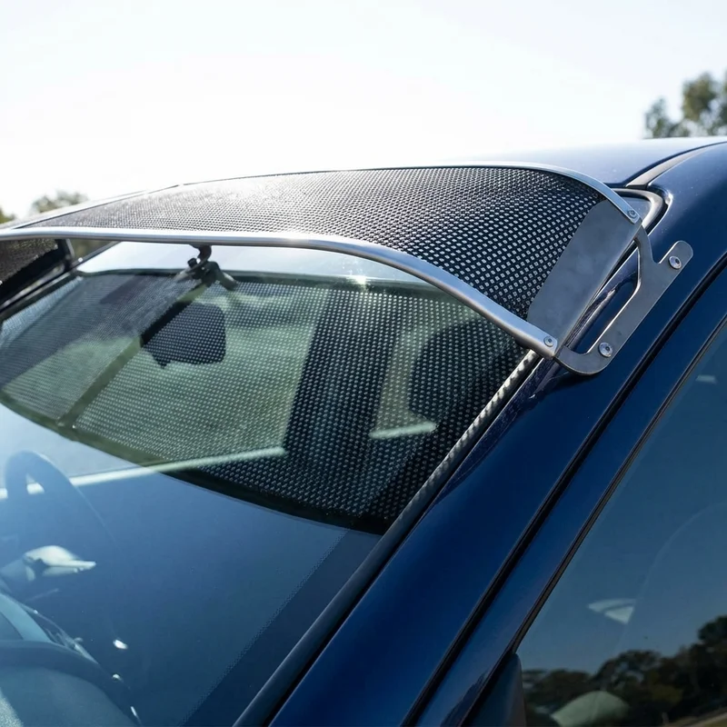 Nissan LEAF Mesh Windscreen Sunvisor (2011 - 2025) - 1