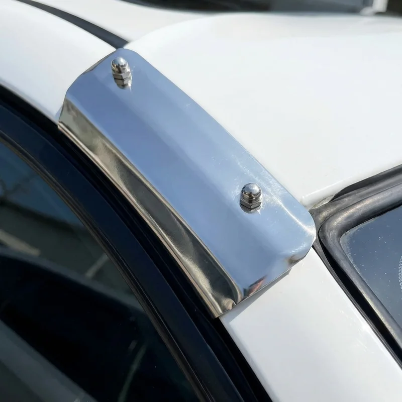 Nissan NT400 Cabstar Sunvisor Mounting Bracket Kit (2017 - 2017) - 1