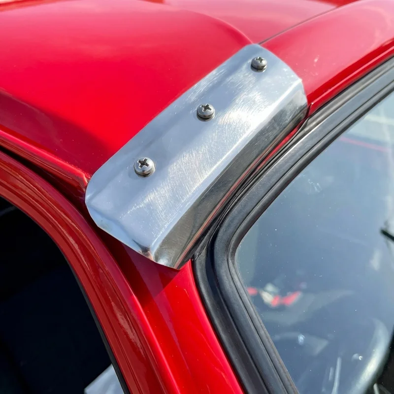 Nissan NV350 Urvan Sunvisor Mounting Bracket Kit (2014 - 2020) - 1