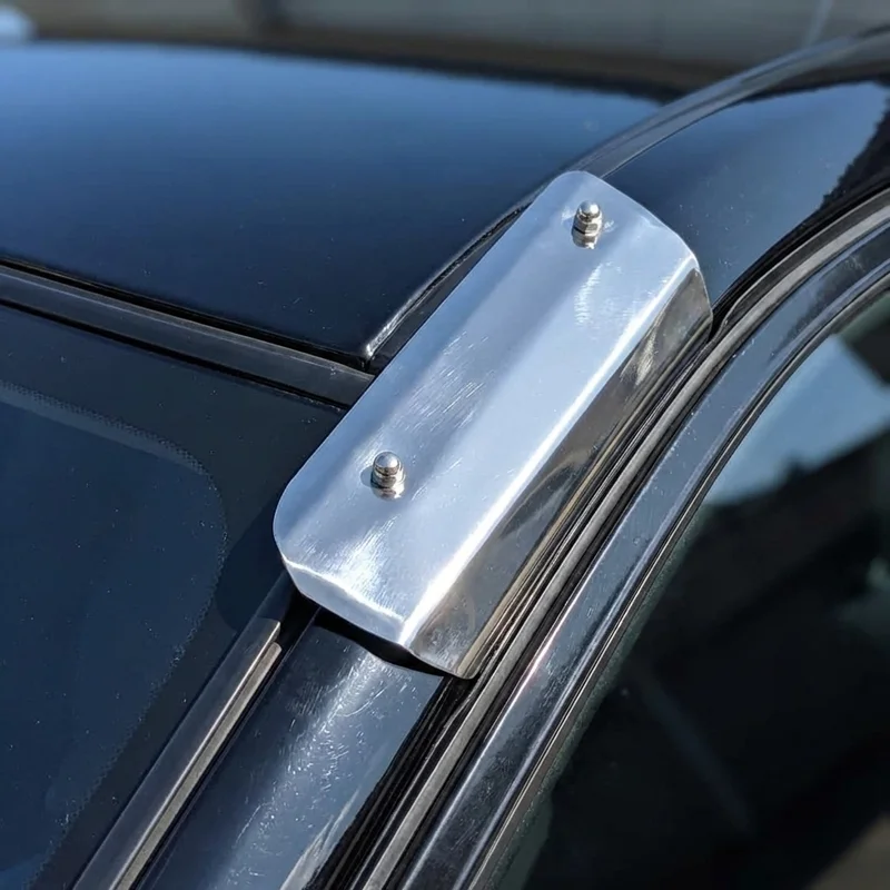 Nissan NV3500 Sunvisor Mounting Bracket Kit (2012 - 2021) - 1