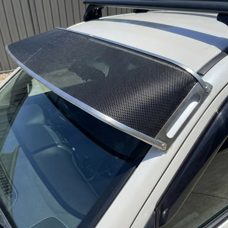 Nissan Pathfinder Armada Mesh Windscreen Sunvisor (2004 - 2004) - 1