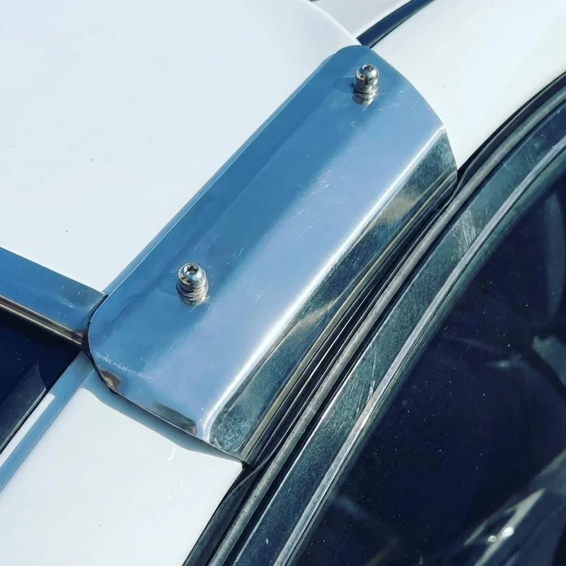 Nissan Rogue Sport Sunvisor Mounting Bracket Kit (2017 - 2022) - 1