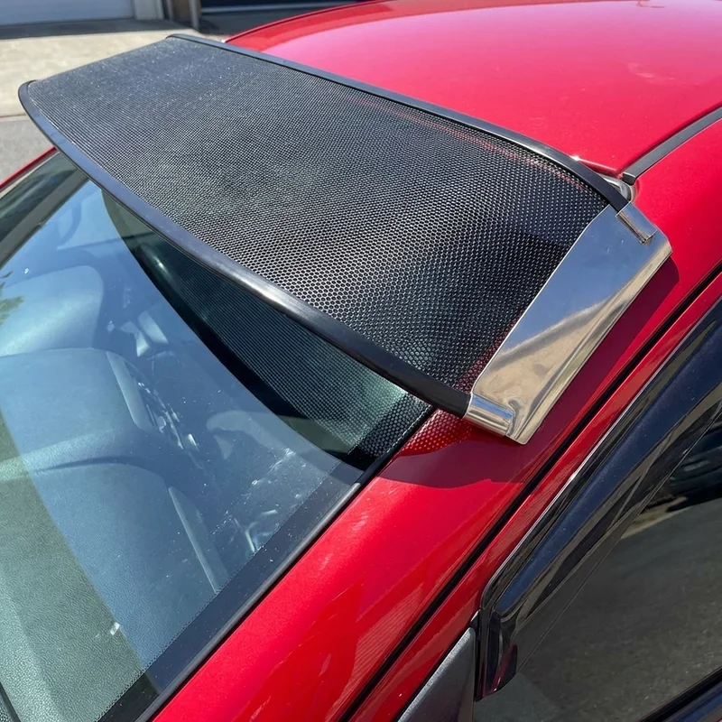 Oldsmobile Cutlass Cruiser Mesh Windscreen Sunvisor (1980 - 1994) - 1