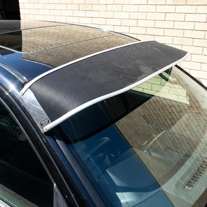 Peterbilt 384 Mesh Windscreen Sunvisor (2008 - 2016) - 1