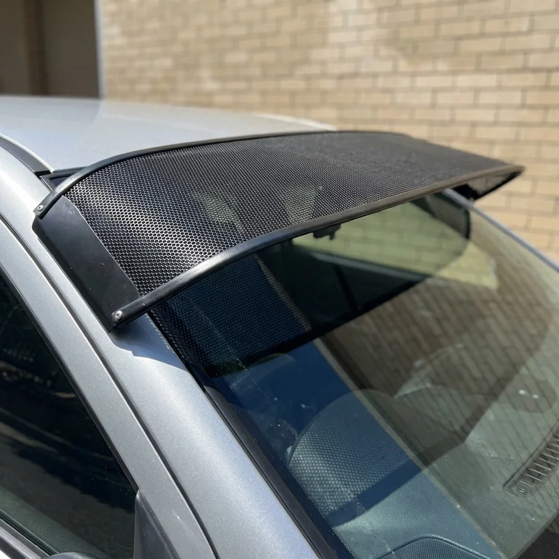 Peterbilt 385 Mesh Windscreen Sunvisor (1995 - 2008) - 1