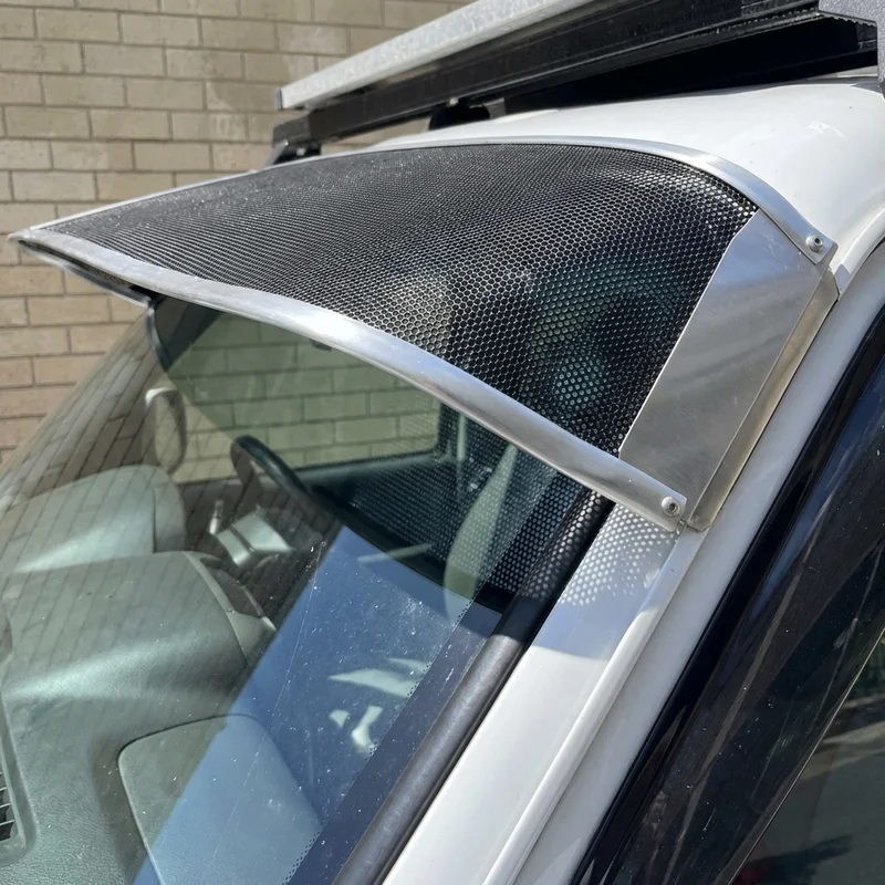 Plymouth Cuda Mesh Windscreen Sunvisor (1970 - 1974) - 1