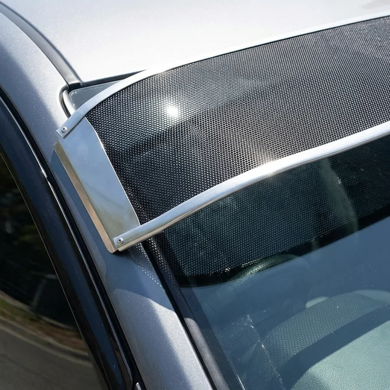 Plymouth GTX Mesh Windscreen Sunvisor (1967 - 1971) - 1