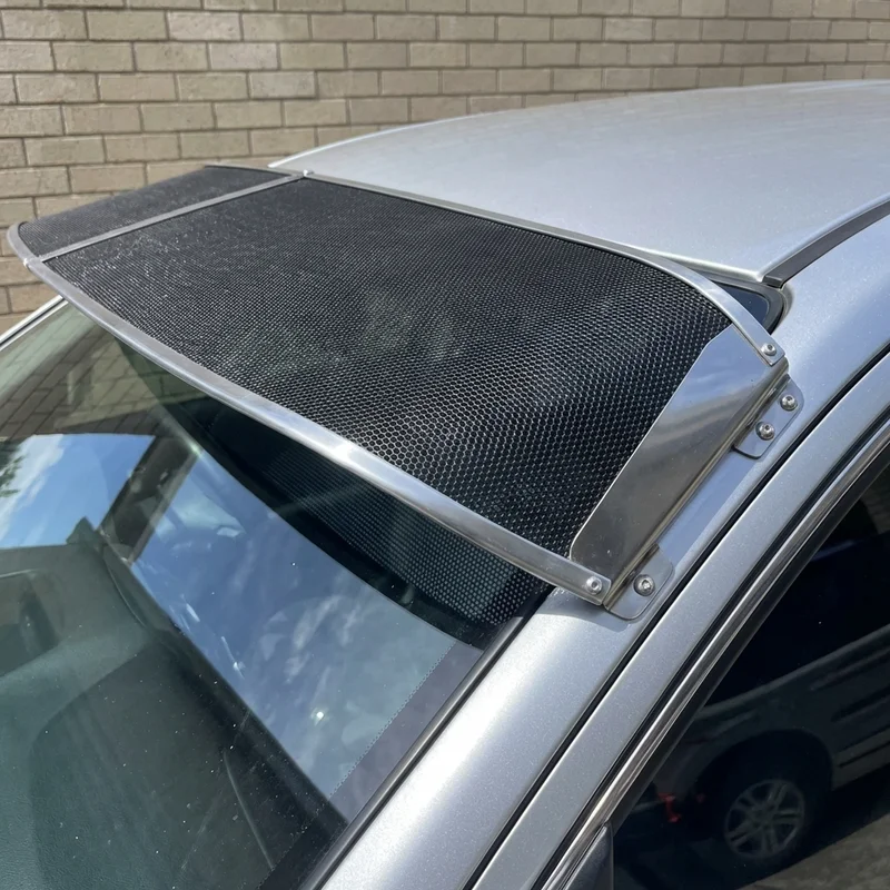 Plymouth Trailduster Mesh Windscreen Sunvisor (1974 - 1981) - 1