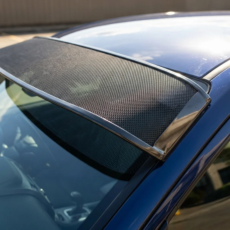Pontiac Aztek Mesh Windscreen Sunvisor (2001 - 2005) - 1