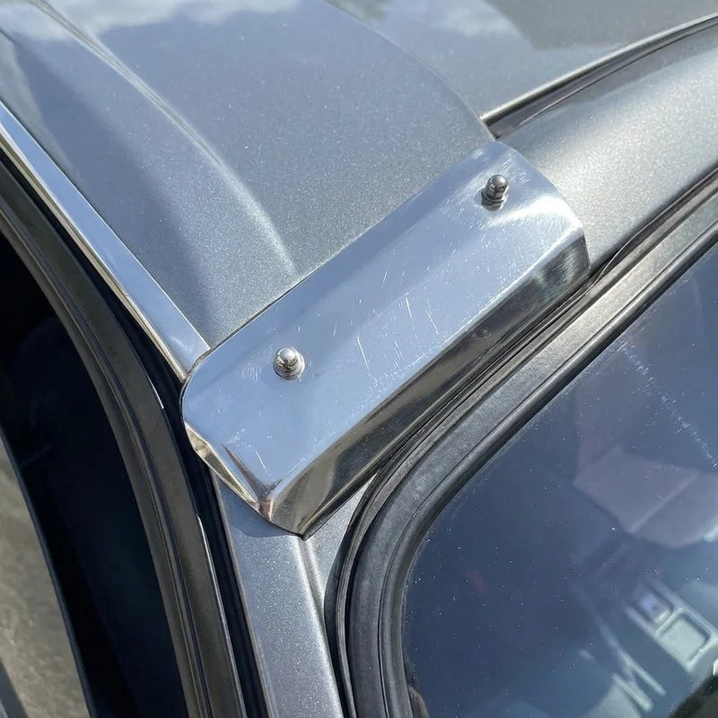 Pontiac G3 Sunvisor Mounting Bracket Kit (2007 - 2010) - 1