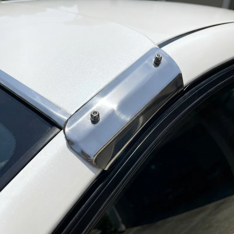 Pontiac Wave Sunvisor Mounting Bracket Kit (2005 - 2008) - 1