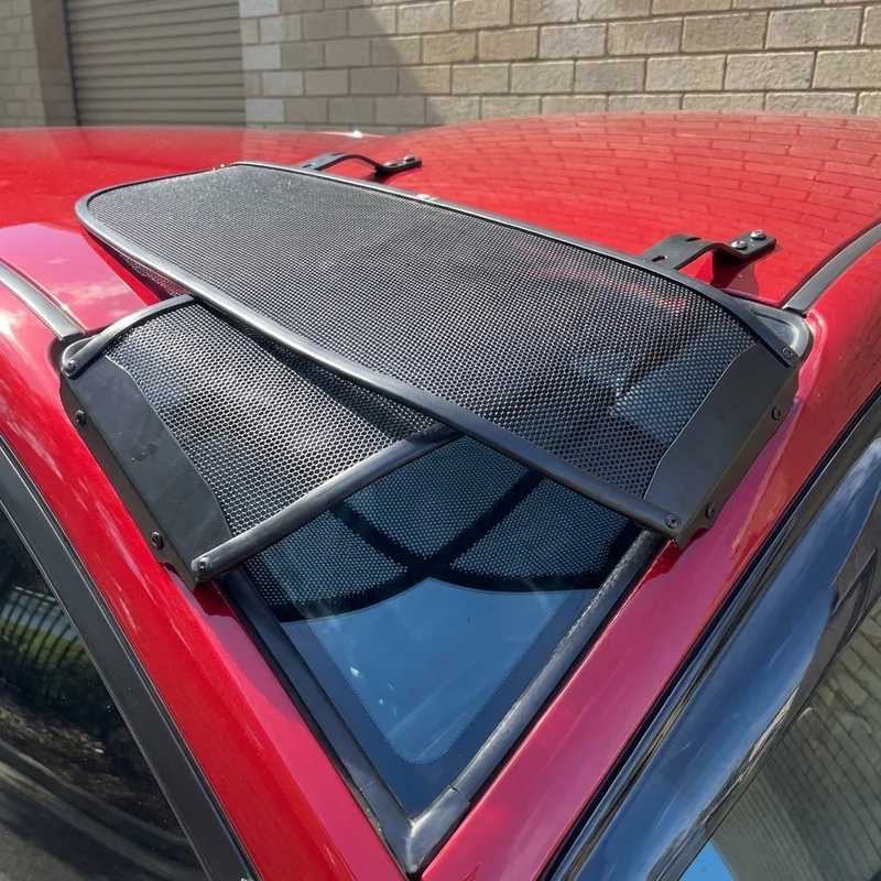 Porsche Cayenne Mesh Windscreen Sunvisor (2003 - 2025) - 1