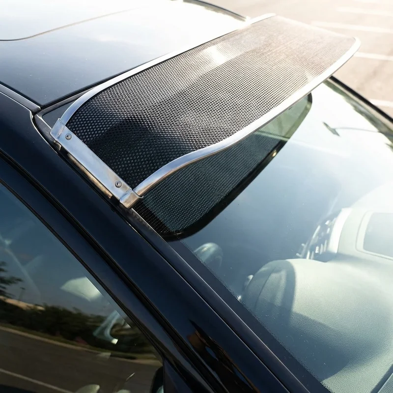 Ram 4500 Mesh Windscreen Sunvisor (2011 - 2024) - 1