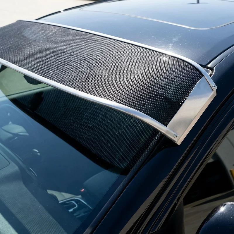 Renault Oroch Mesh Windscreen Sunvisor (2018 - 2019) - 1