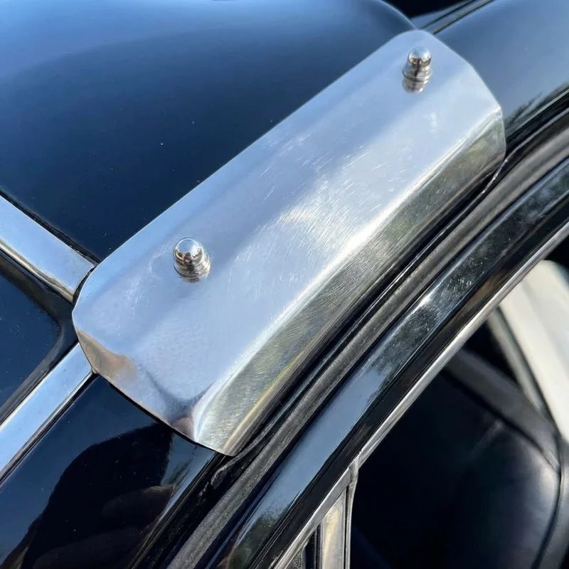 Renault Safrane Sunvisor Mounting Bracket Kit (2010 - 2013) - 1