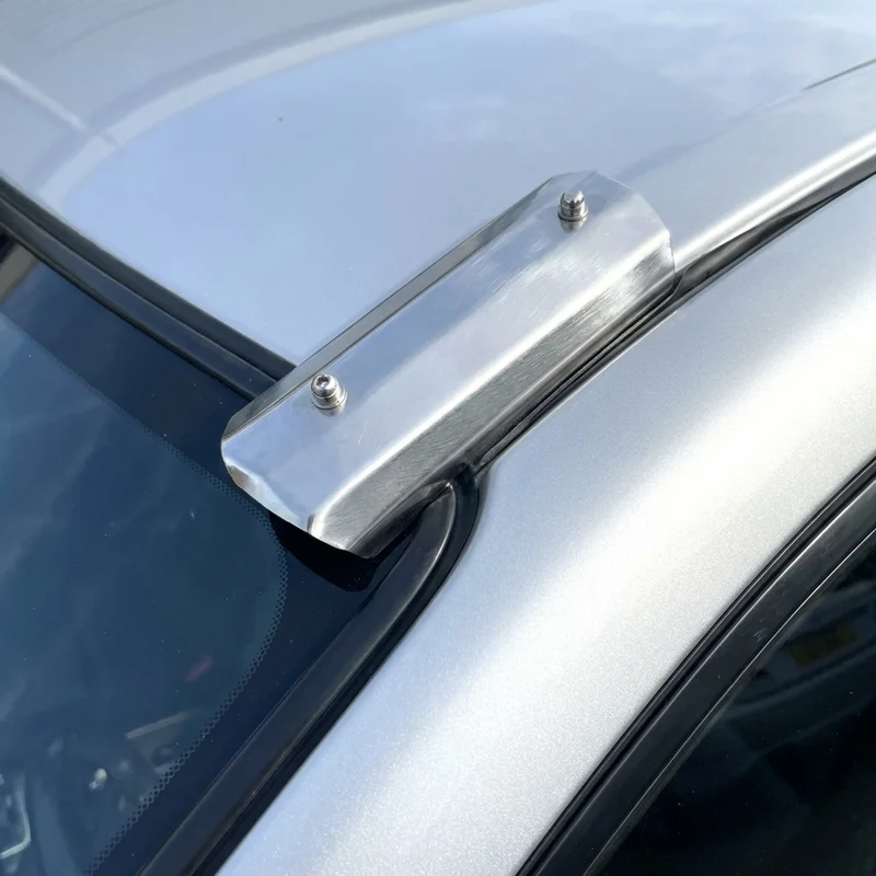 Roadtrek E Trek Sonnenblenden-Montagehalterung (2019 - 2020) - 1