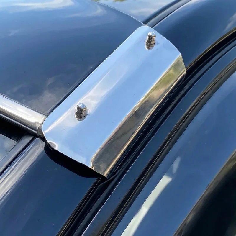 Saab 9-3X Sunvisor Mounting Bracket Kit (2010 - 2011) - 1