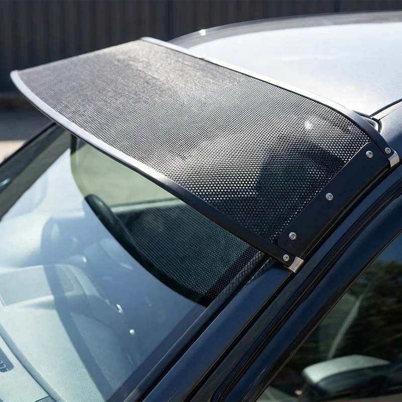 Saturn LW2 Mesh Windscreen Sunvisor (2000 - 2000) - 1