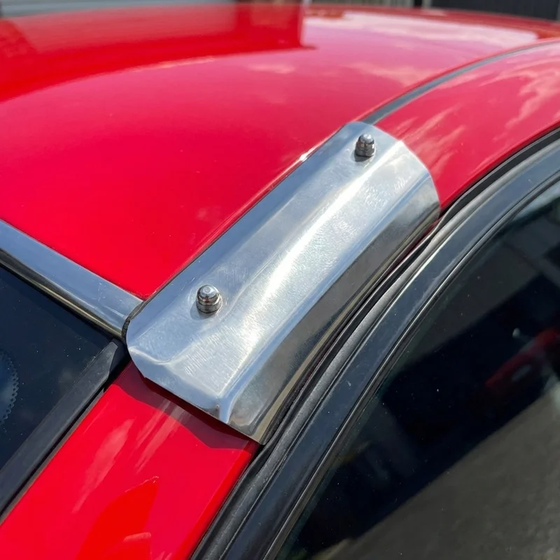 Saturn Outlook Sunvisor Mounting Bracket Kit (2007 - 2010) - 1