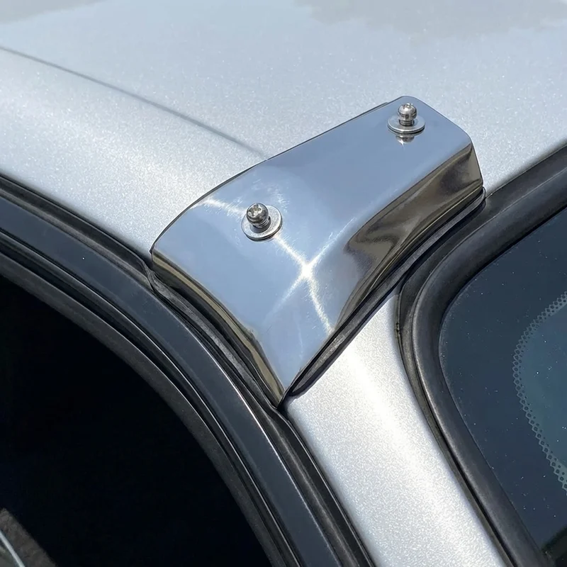 Saturn Sky Sunvisor Mounting Bracket Kit (2007 - 2010) - 1