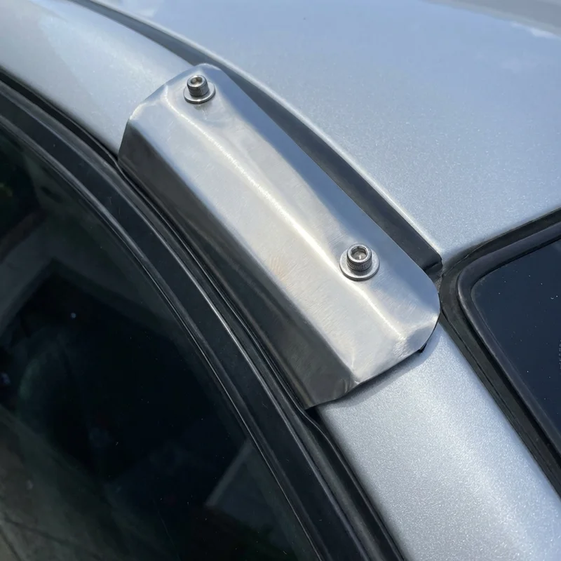 Smart Fortwo Sunvisor Mounting Bracket Kit (2005 - 2015) - 1