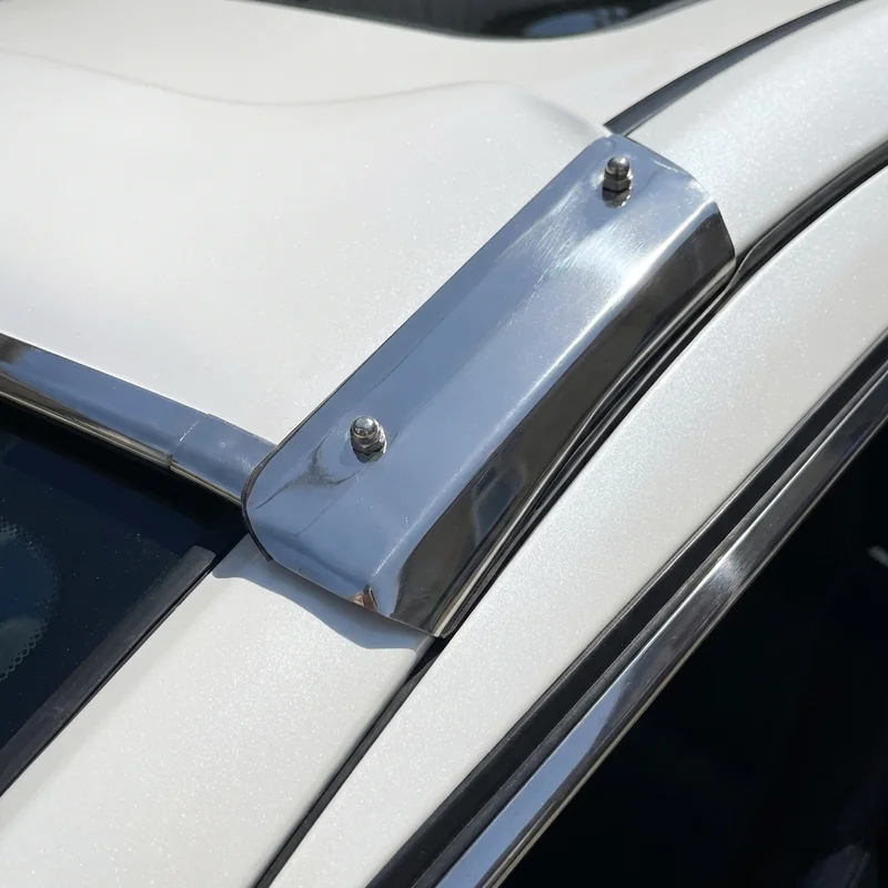 Sterling Truck Acterra 8500 Sunvisor Mounting Bracket Kit (2001 - 2003) - 1