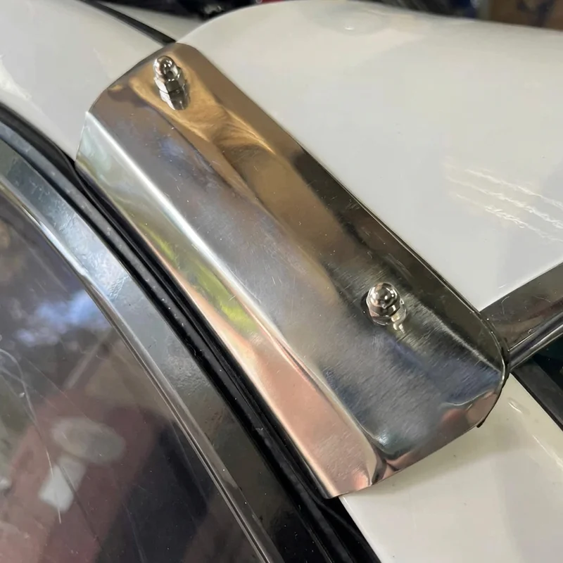 Sterling Truck L9500 Sunvisor Mounting Bracket Kit (1999 - 2010) - 1