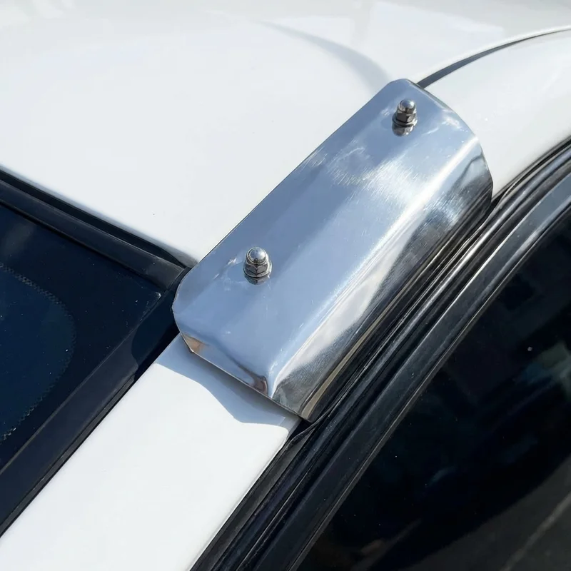 Subaru GLF Zonneklep Montagebeugel Set (1980 - 1982) - 1