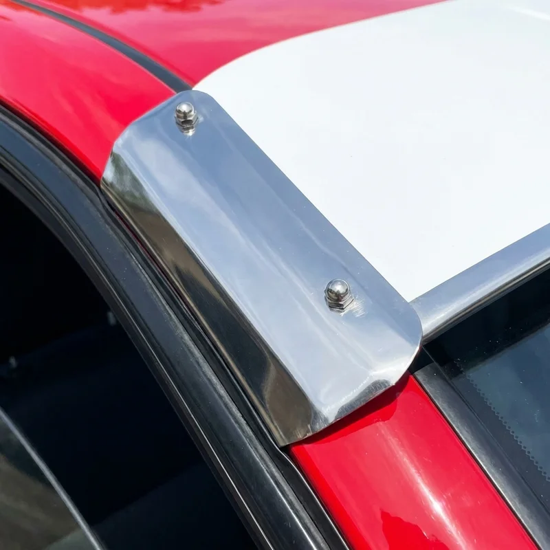 Suzuki SX4 Crossover skydelio tvirtinimo kronšteinų rinkinys (2012 - 2012) - 1