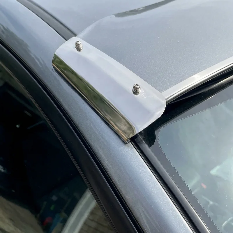 Kit de Fixation Pare-Soleil Toyota FJ Cruiser (2007 - 2014) - 1