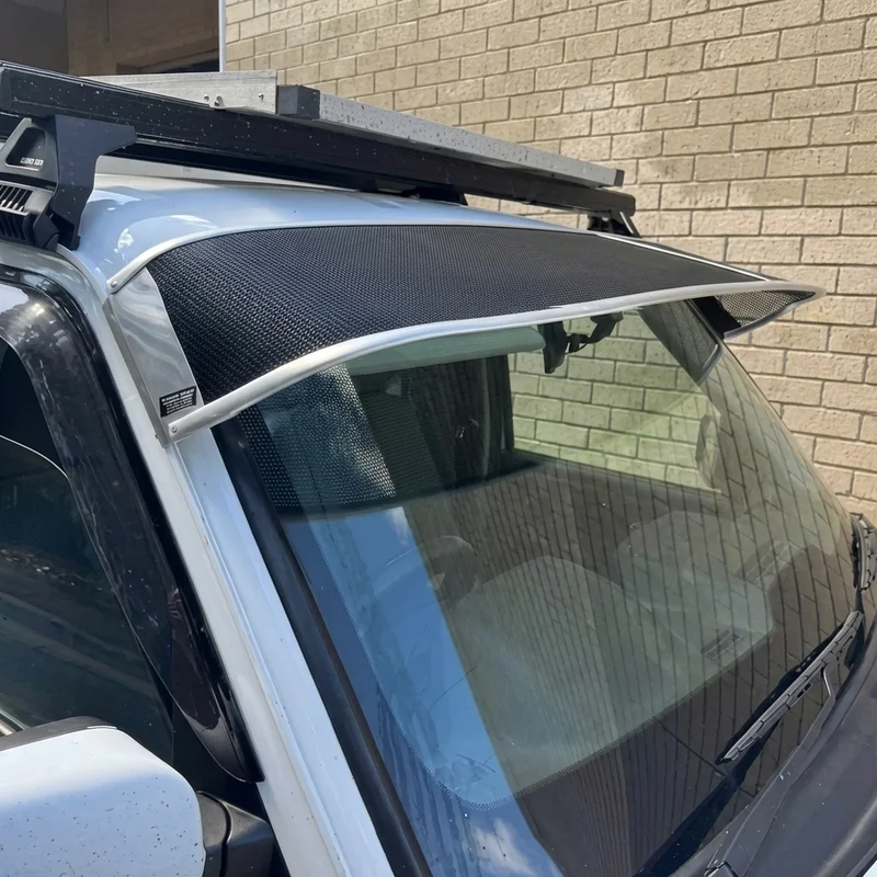 Toyota Tundra Mesh Windscreen Sunvisor (2000 - 2025) - 1