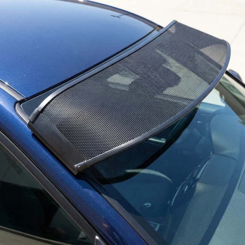 UD 1800CS Mesh Windscreen Sunvisor (2001 - 2010) - 1