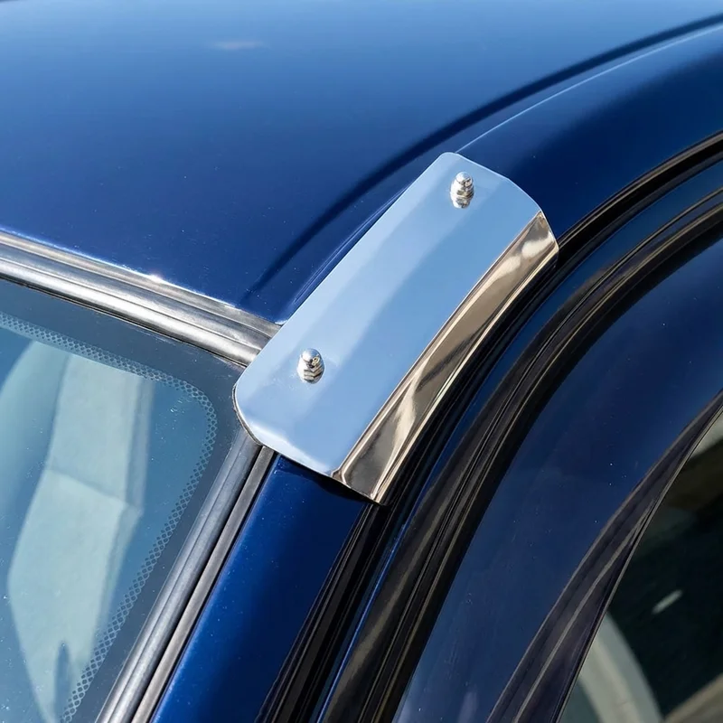 UD 2300 Sunvisor Mounting Bracket Kit (1989 - 1994) - 1