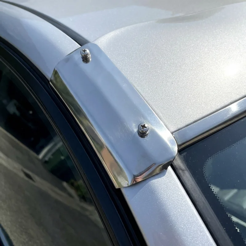 UD 3000SD Sunvisor Mounting Bracket Kit (1992 - 1994) - 1