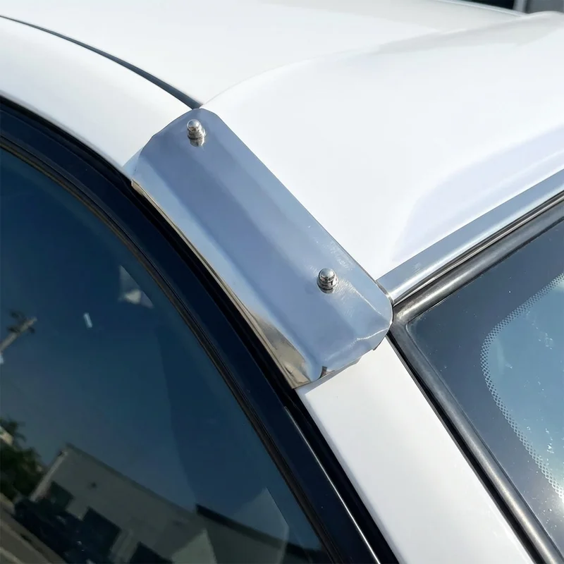 UD 550T Sunvisor Mounting Bracket Kit (1989 - 1991) - 1