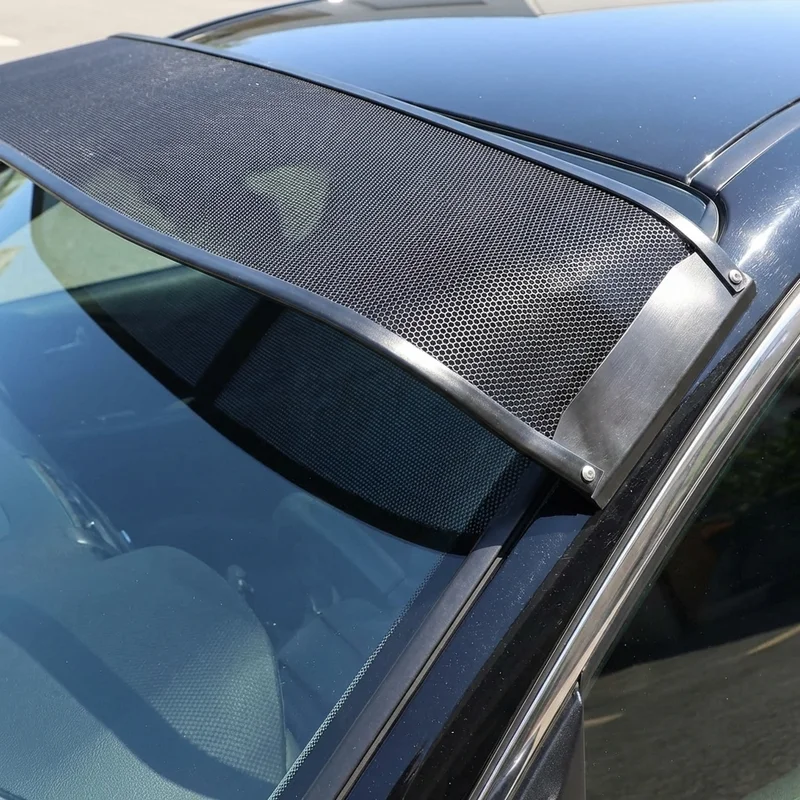 UD 600T Mesh Windscreen Sunvisor (1992 - 1994) - 1