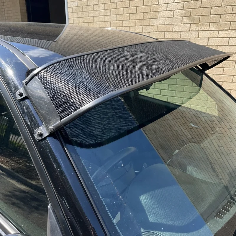 Volkswagen Atlas Cross Sport Mesh Windscreen Sunvisor (2020 - 2025) - 1