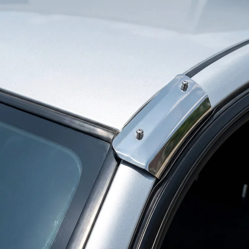 Volkswagen Brasilia Sunvisor Mounting Bracket Kit (1974 - 1982) - 1